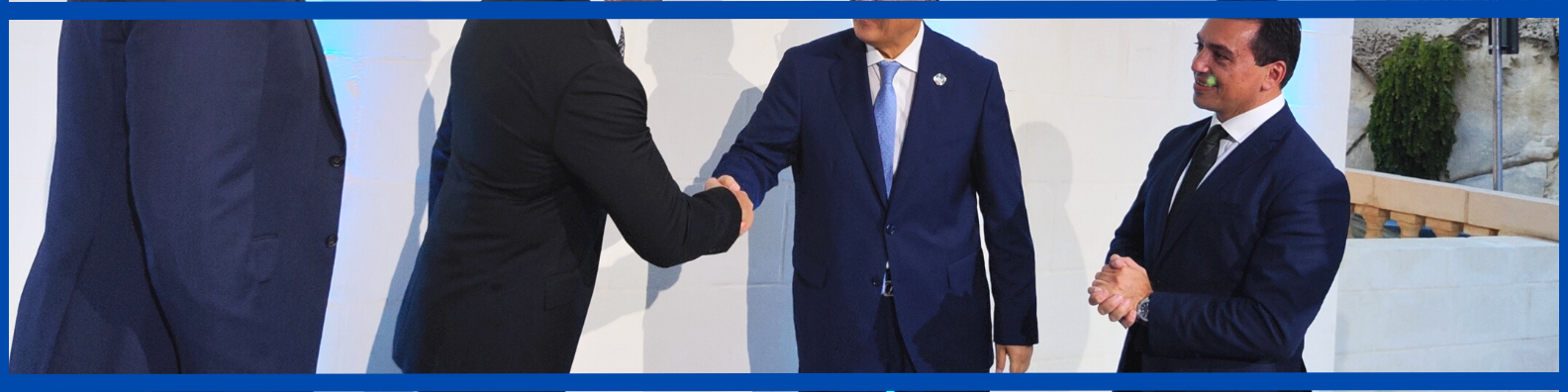 Orange Ebb and Flow Abstract LinkedIn Banner (3).png